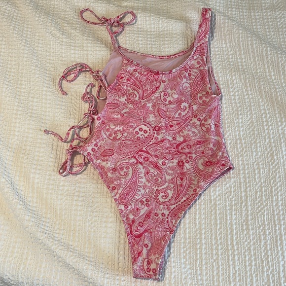 Frankie’s Bikinis Honey One Shoulder Cheeky One Piece Swimsuit - Pink Paisley - Picture 3 of 4